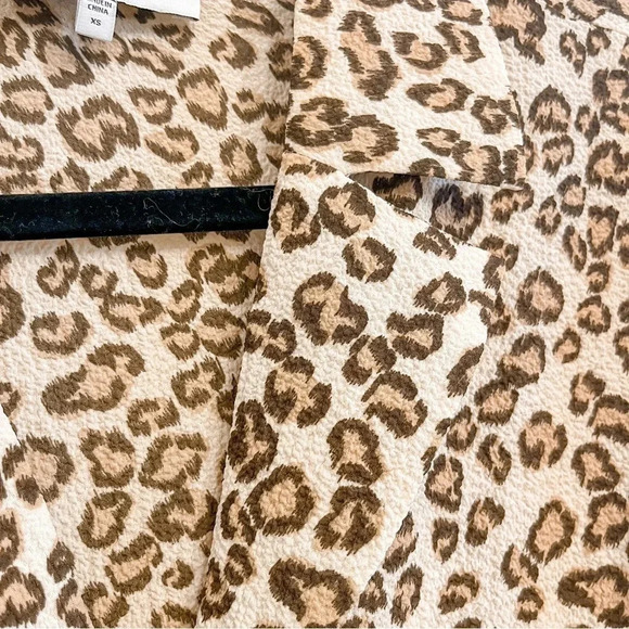 L’Academie leopard top one button from revolve size XS - Picture 5 of 9